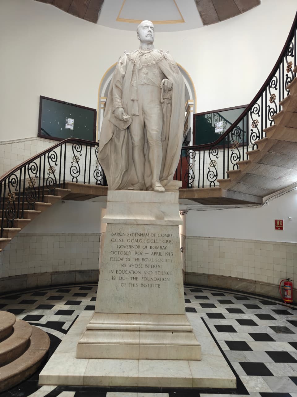 Library hall view with reading area at the Institute of Science, Mumbai
